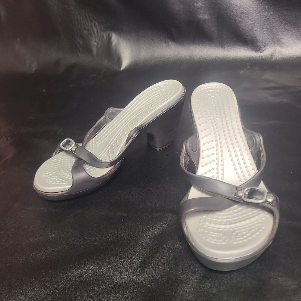 black slide sandal heel size 8